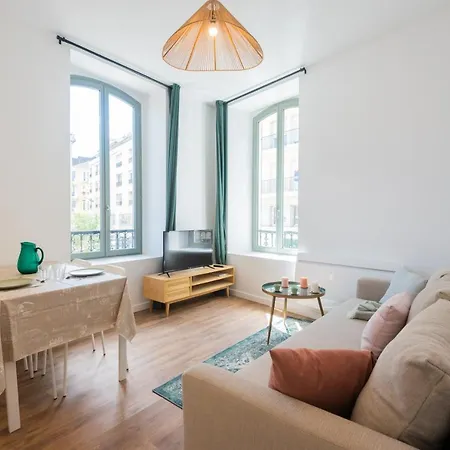 Centre-ville - Wifi - Cuisine Equipee - Lave-linge Apartment *