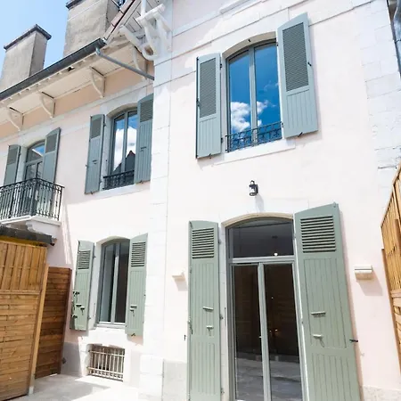 Centre-ville - Wifi - Cuisine Equipee - Lave-linge * Pau
