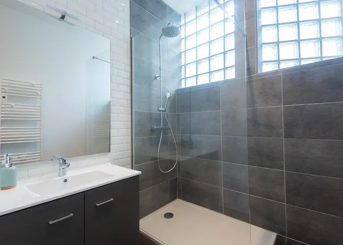 Διαμέρισμα Centre-ville - Wifi - Cuisine Equipee - Lave-linge Pau