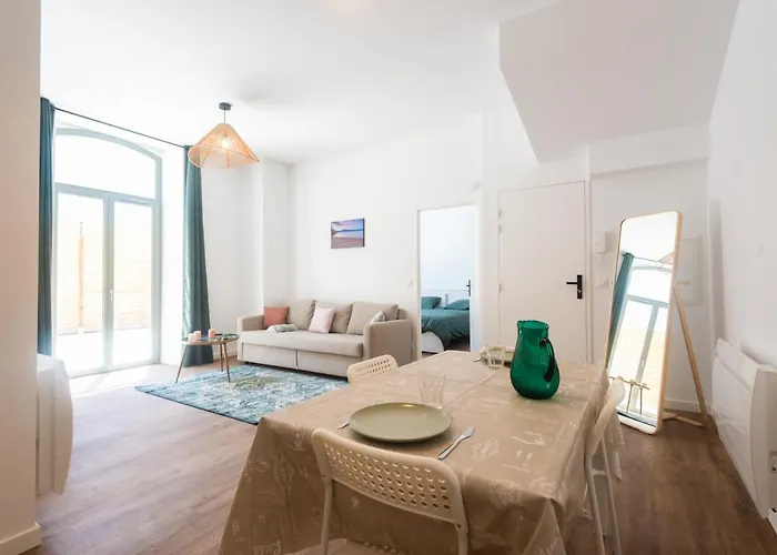 Centre-ville - Wifi - Cuisine Equipee - Lave-linge * Pau