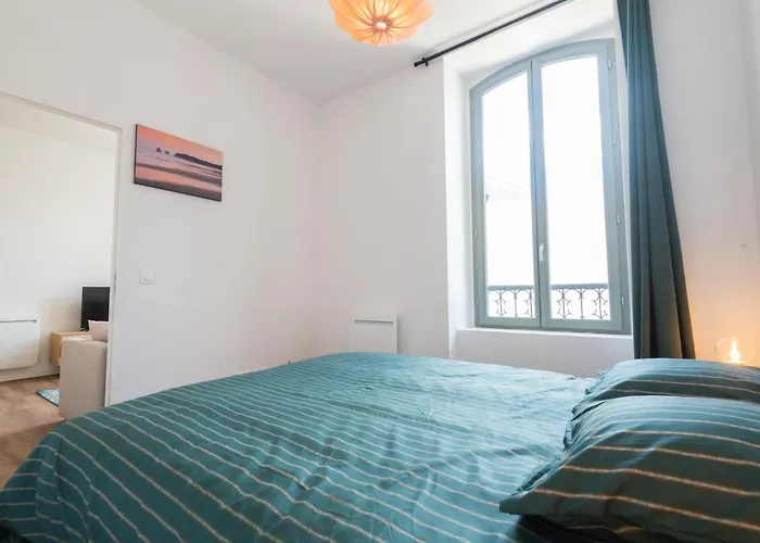 Διαμέρισμα Centre-ville - Wifi - Cuisine Equipee - Lave-linge *