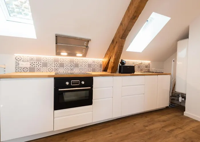 Centre-ville - Wifi - Cuisine Equipee - Lave-linge *